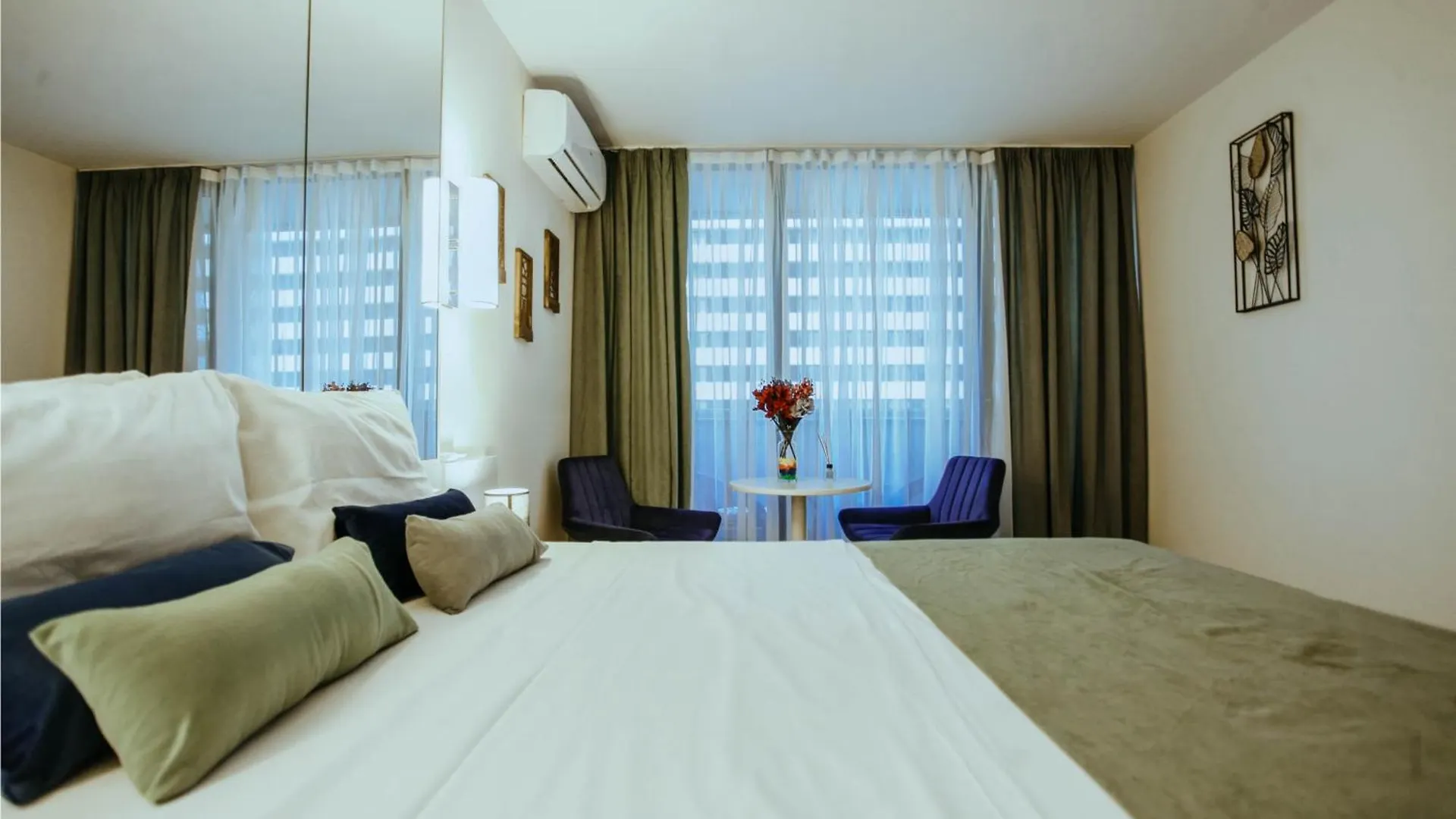 Room Number 1760 Batumi